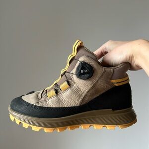 Kids Ecco exostrike waterproof boots